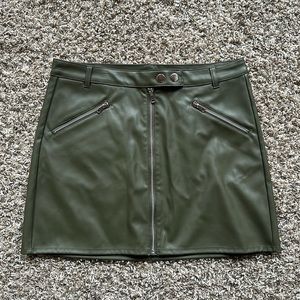 NWT Green Pleather Wild Fable Mini Skirt Size 12
